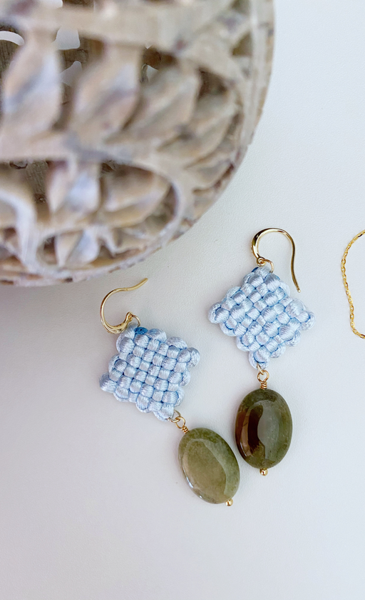 Affinity Knot in Powder Blue | Indian Agate